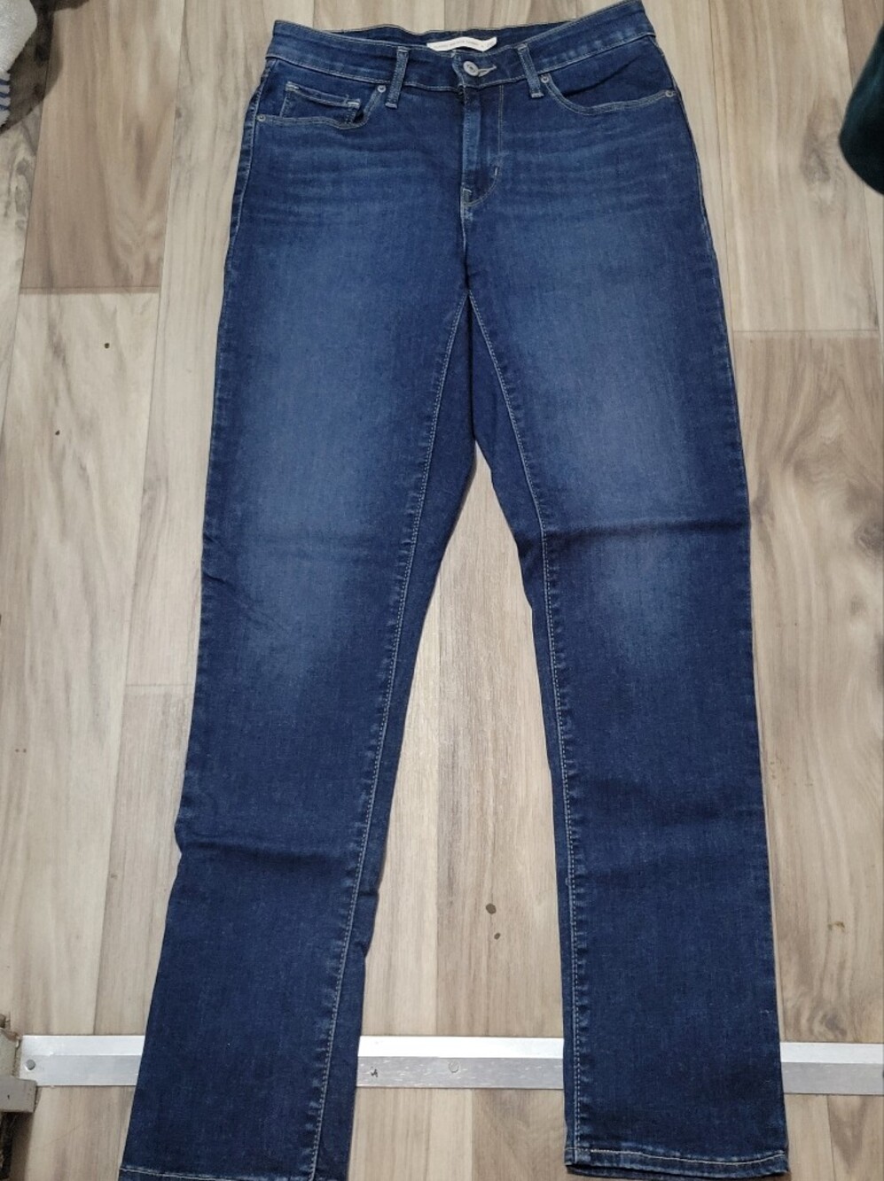 Levi's Women's Dark Indigo Skinny Jeans